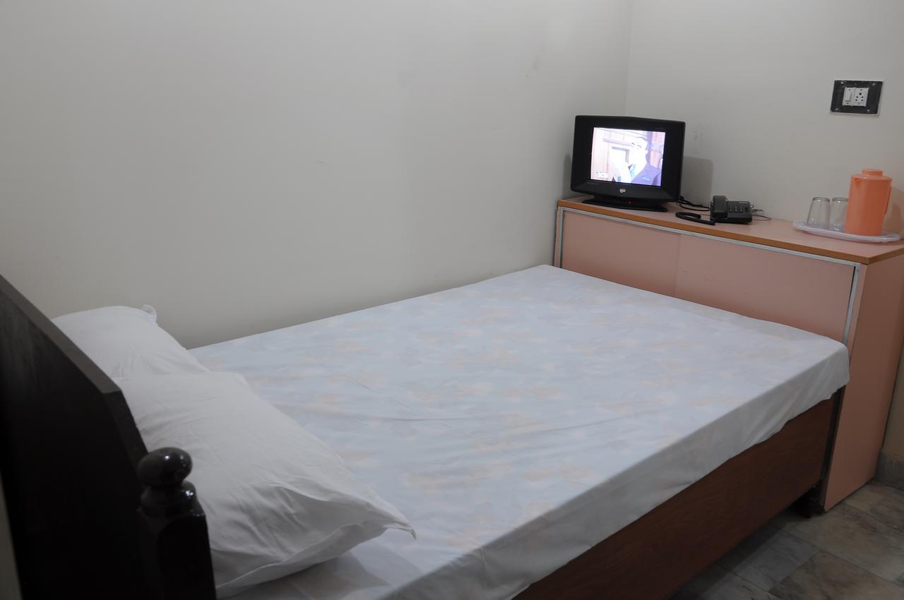 Vani Lodge Visakhapatnam Zewnętrze zdjęcie