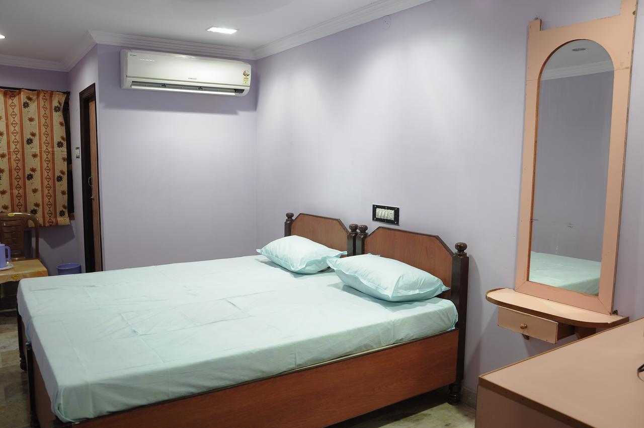 Vani Lodge Visakhapatnam Zewnętrze zdjęcie