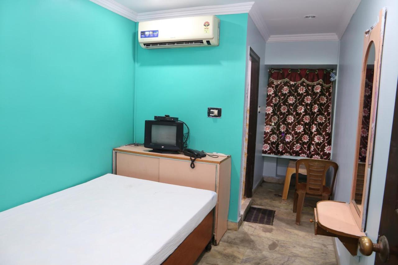 Vani Lodge Visakhapatnam Zewnętrze zdjęcie