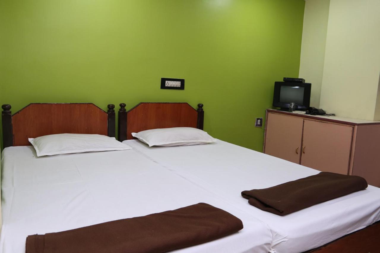 Vani Lodge Visakhapatnam Zewnętrze zdjęcie